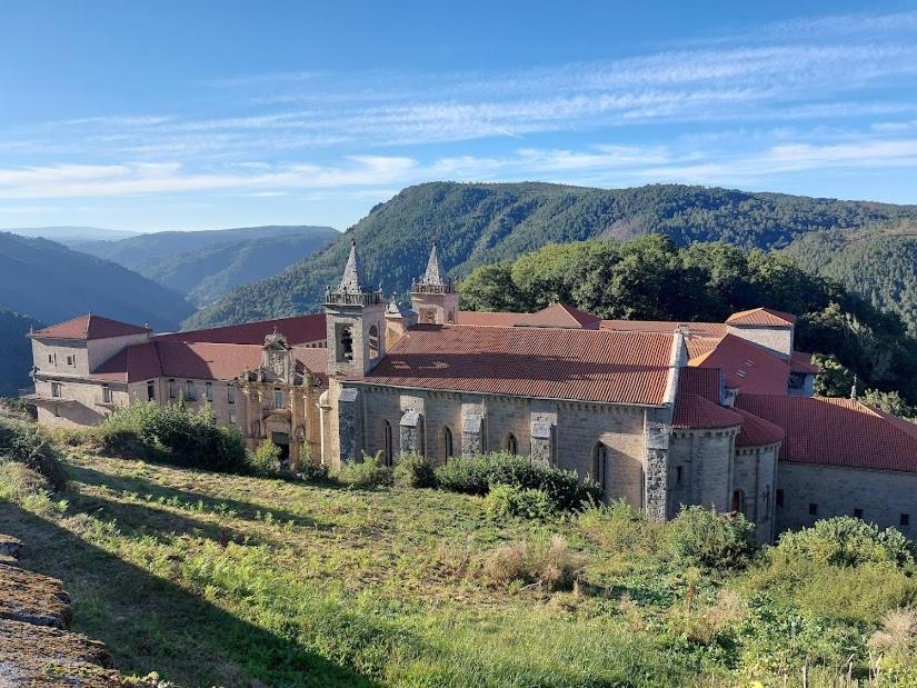 La Casa De Las Rocas - En La Ribeira Sacra 노게이라데라민 외부 사진